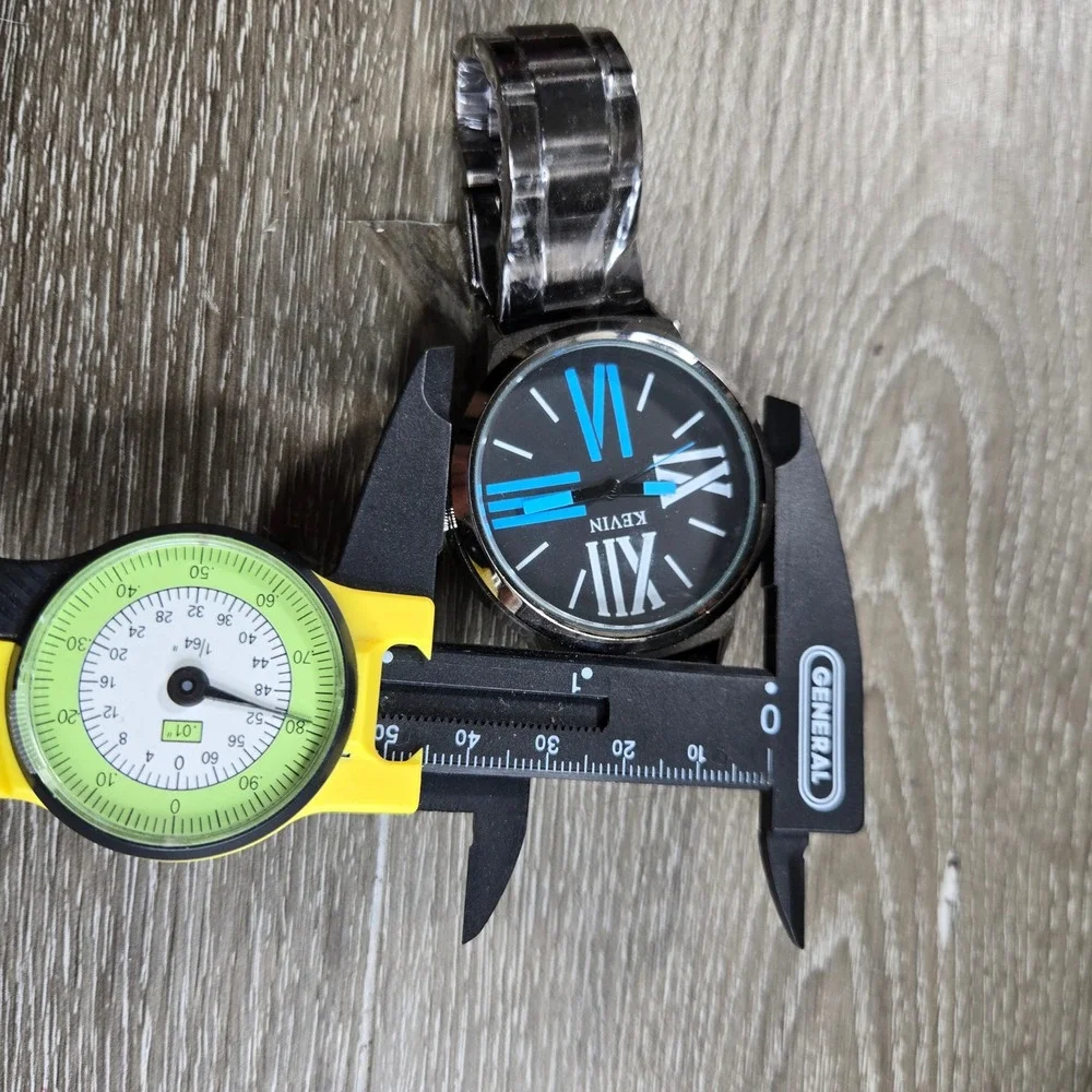 Kevin 2236 Analog Watch Mens 40mm Black Blue Roman Numeral Link Band Unused
